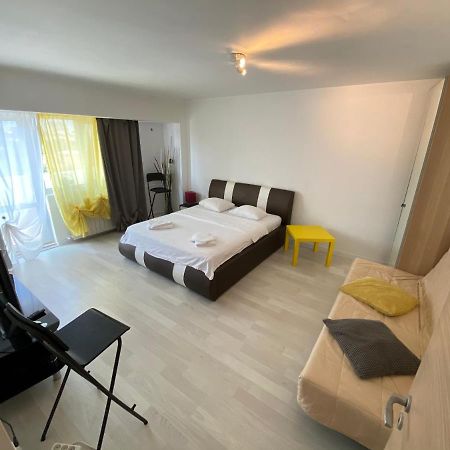 New Green Apartment Studio 1 بوخارست المظهر الخارجي الصورة