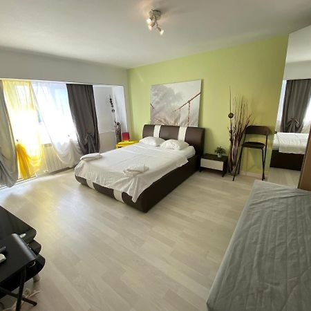 New Green Apartment Studio 1 بوخارست المظهر الخارجي الصورة