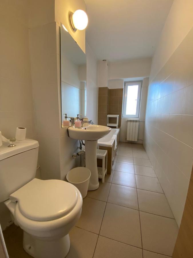 New Green Apartment Studio 1 بوخارست المظهر الخارجي الصورة